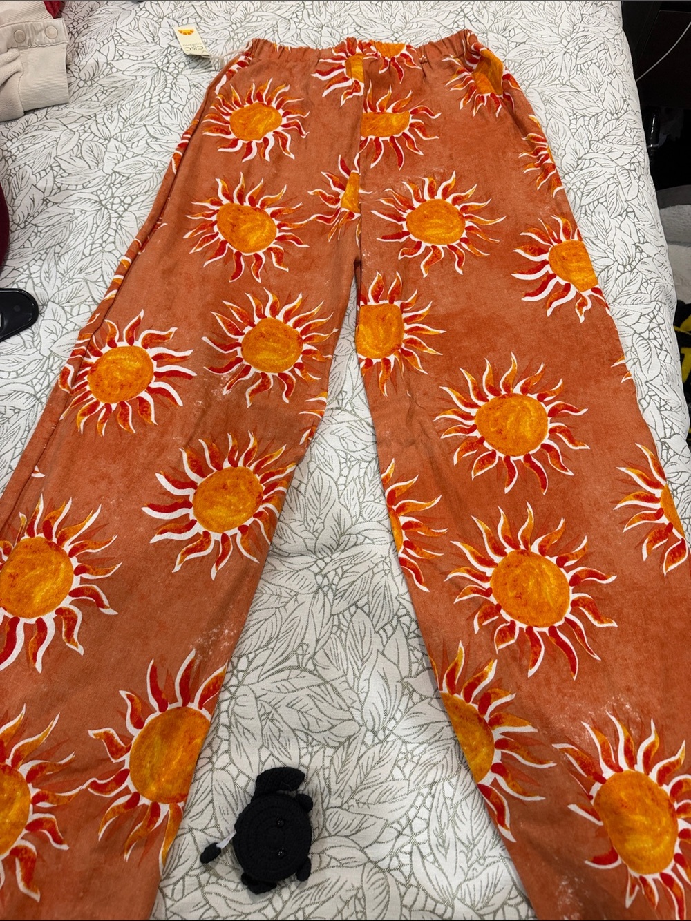 C&C California Rust Wide-Leg Sun Linen Print Pants - Picture 7 of 8